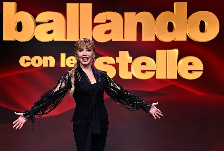 milly carlucci nello studio di Ballando