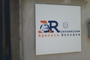 cartello Agenzia delle Entrate