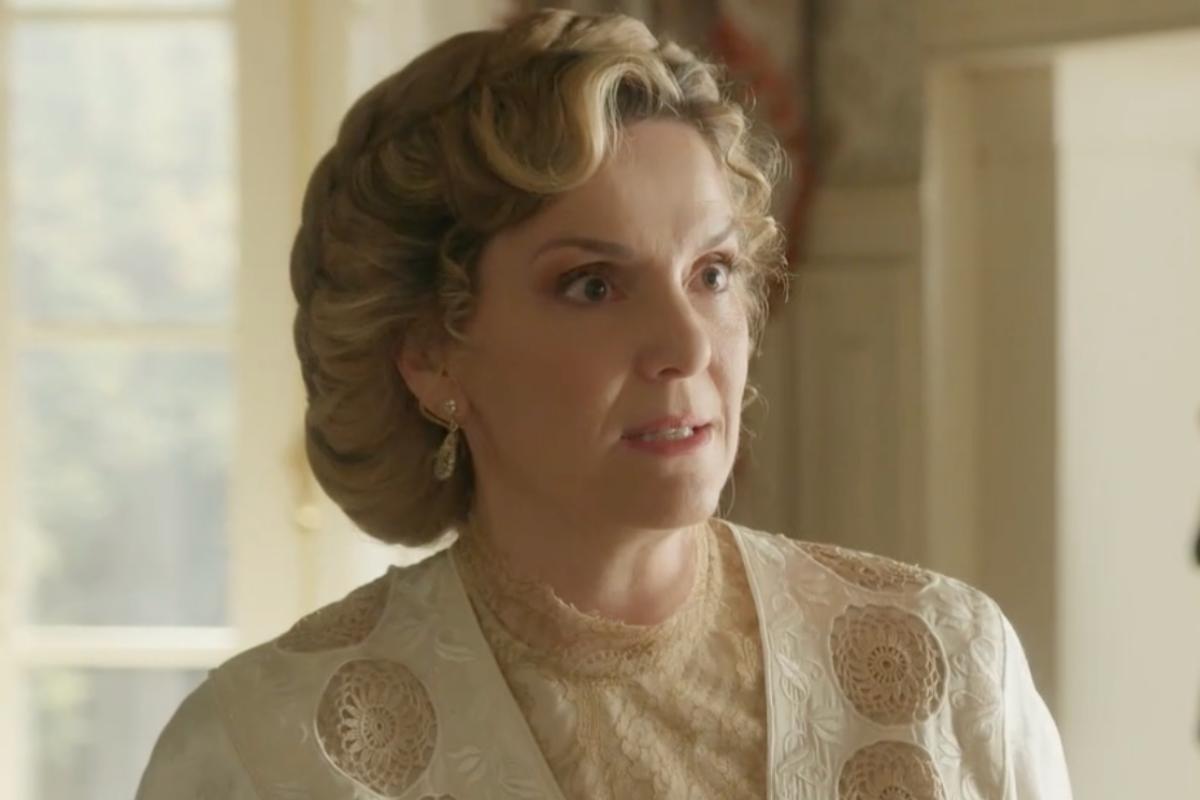 Cruz de La Promessa con espressione furiosa