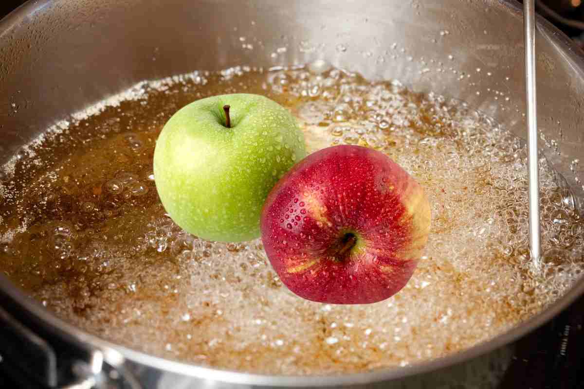 olio bollente e mele
